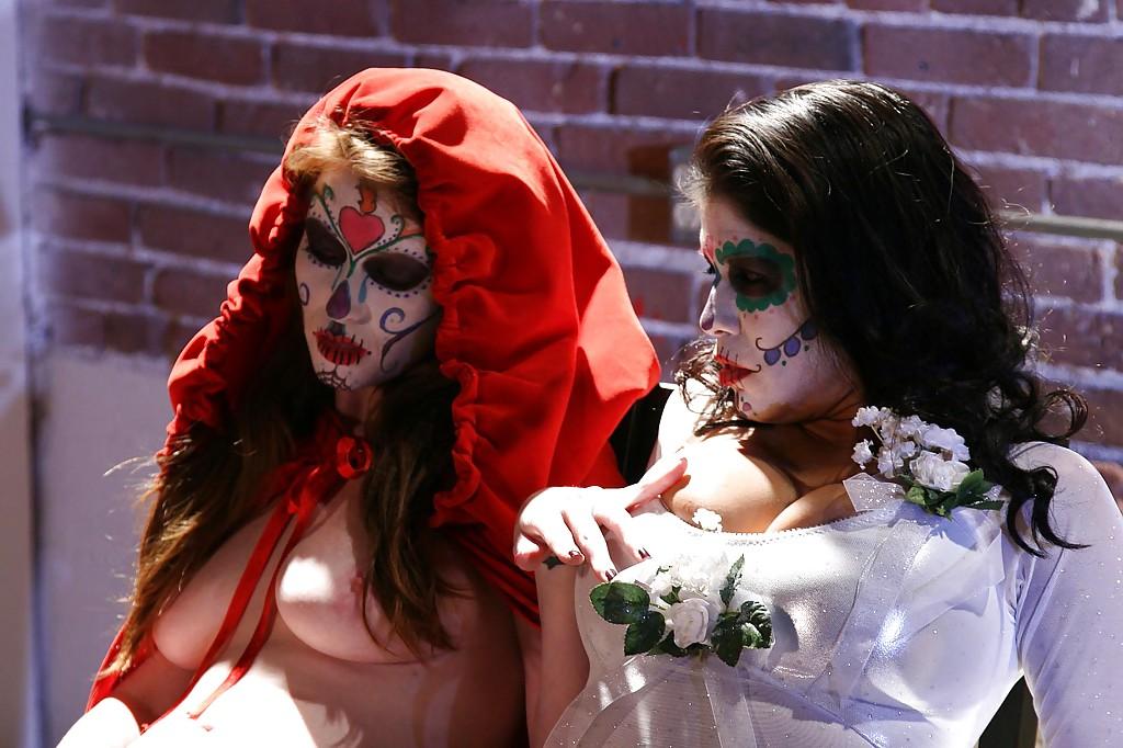 16P Ravishing cosplay girl have some mutual pussy masturbating and kissing fun
