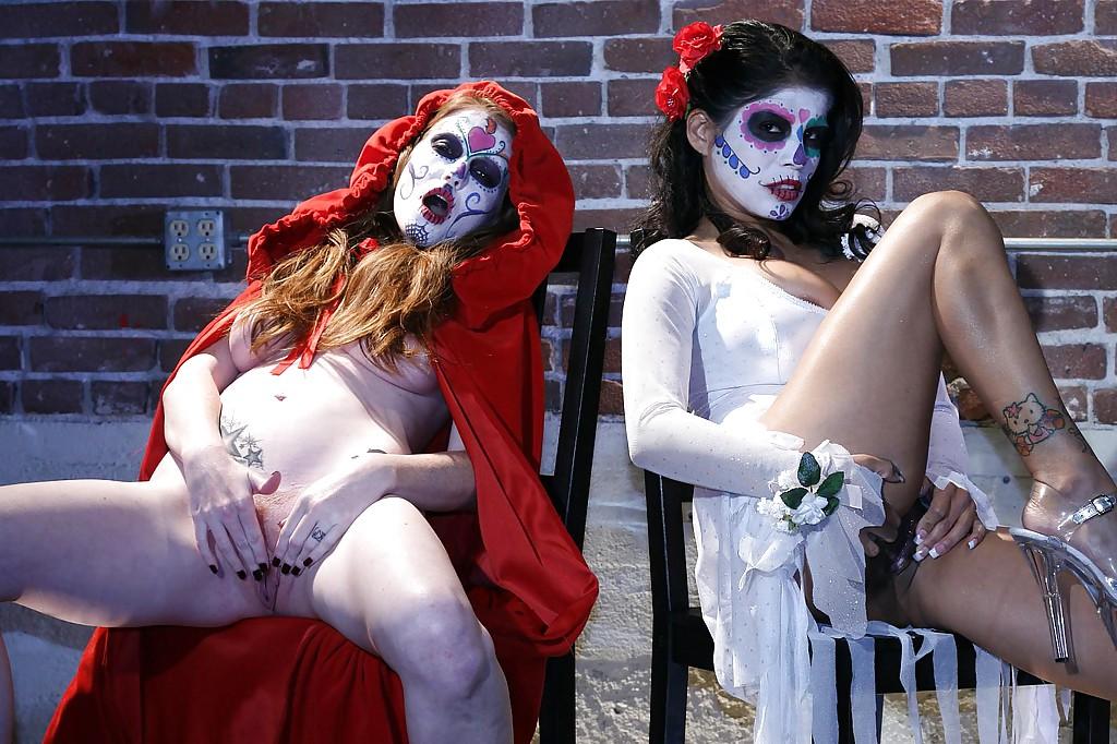 16P Ravishing cosplay girl have some mutual pussy masturbating and kissing fun