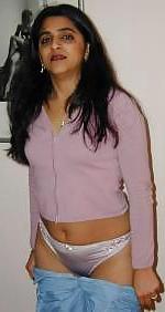 25P Indian girl sex posing