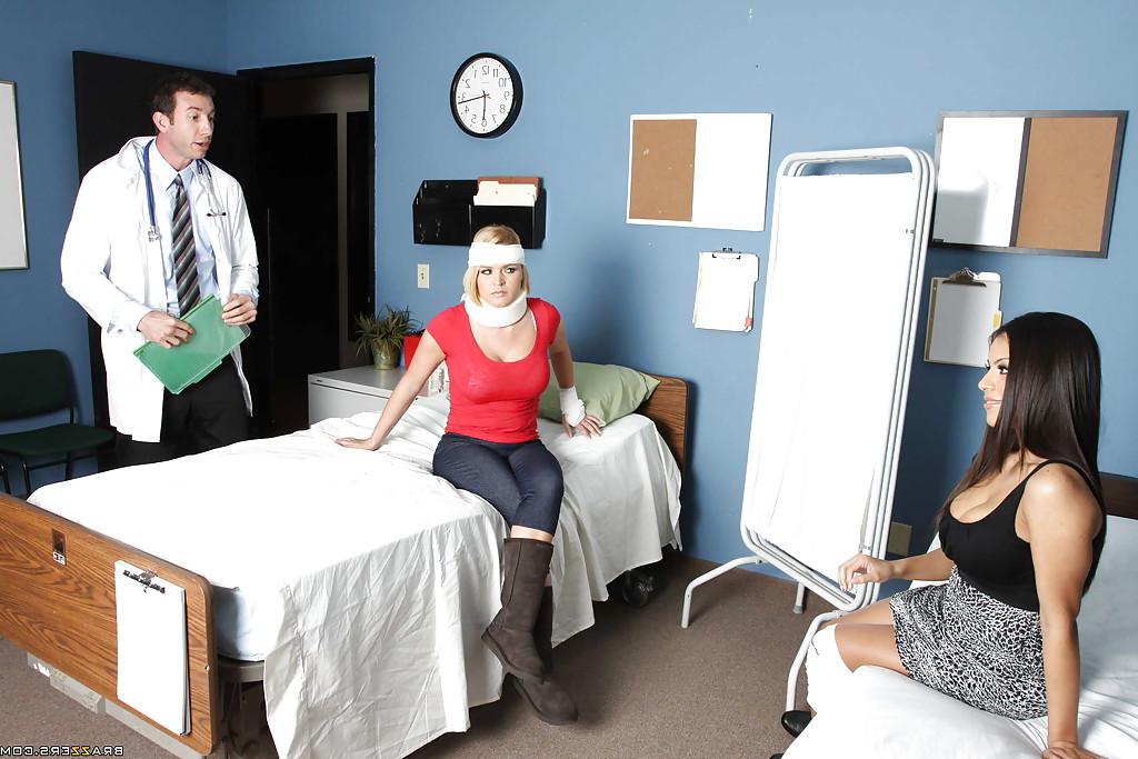 16P Yurizan Beltran and Krissy Lynn pleasuring well hung doctor in hospital