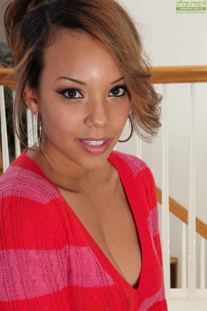 16P Marvelous undressing action featuring ebony milf babe Stacy Welch