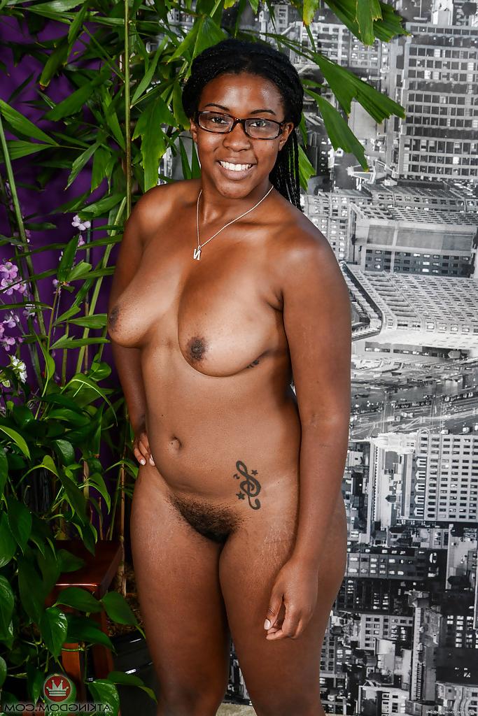 16P Busty ebony teen Janelle Taylor loves to psoe when stretching her pussy