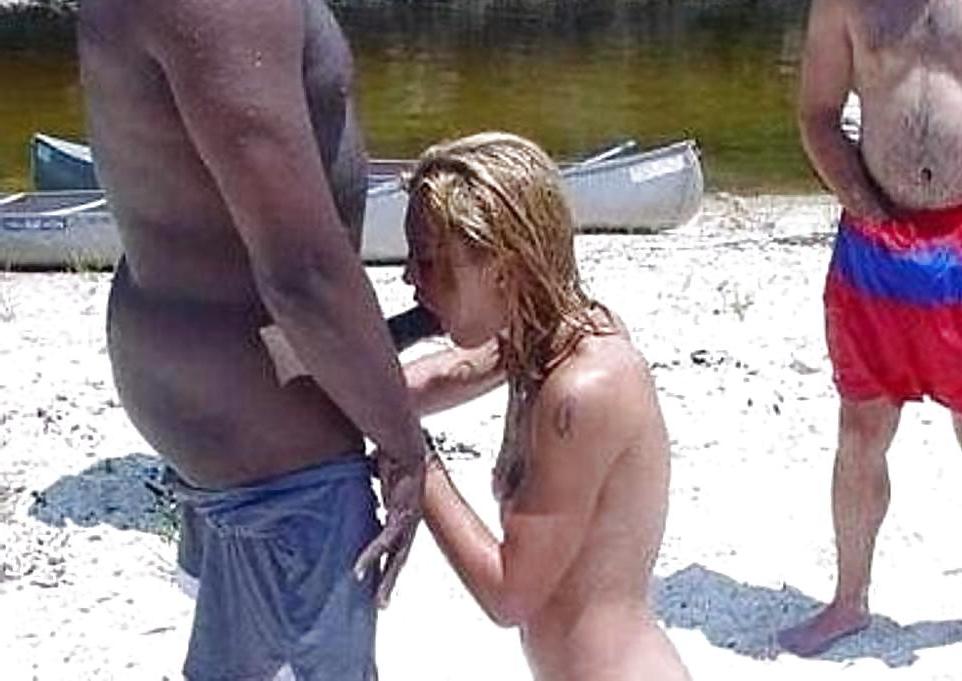 25P White Wives On Summer Vacation