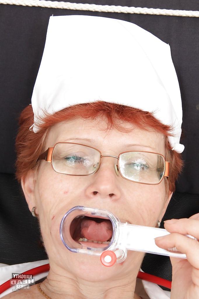 16P Mature gyno nurse in glasses and nylons masturbating her hungry twat