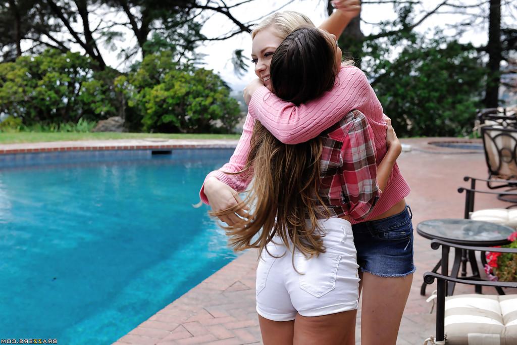 16P Alli Rae and Cassidy Klein are playing with their big boobies