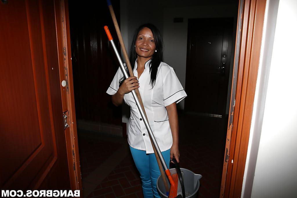 16P Brunette maid Casandra shows off her ass in a tight uniform