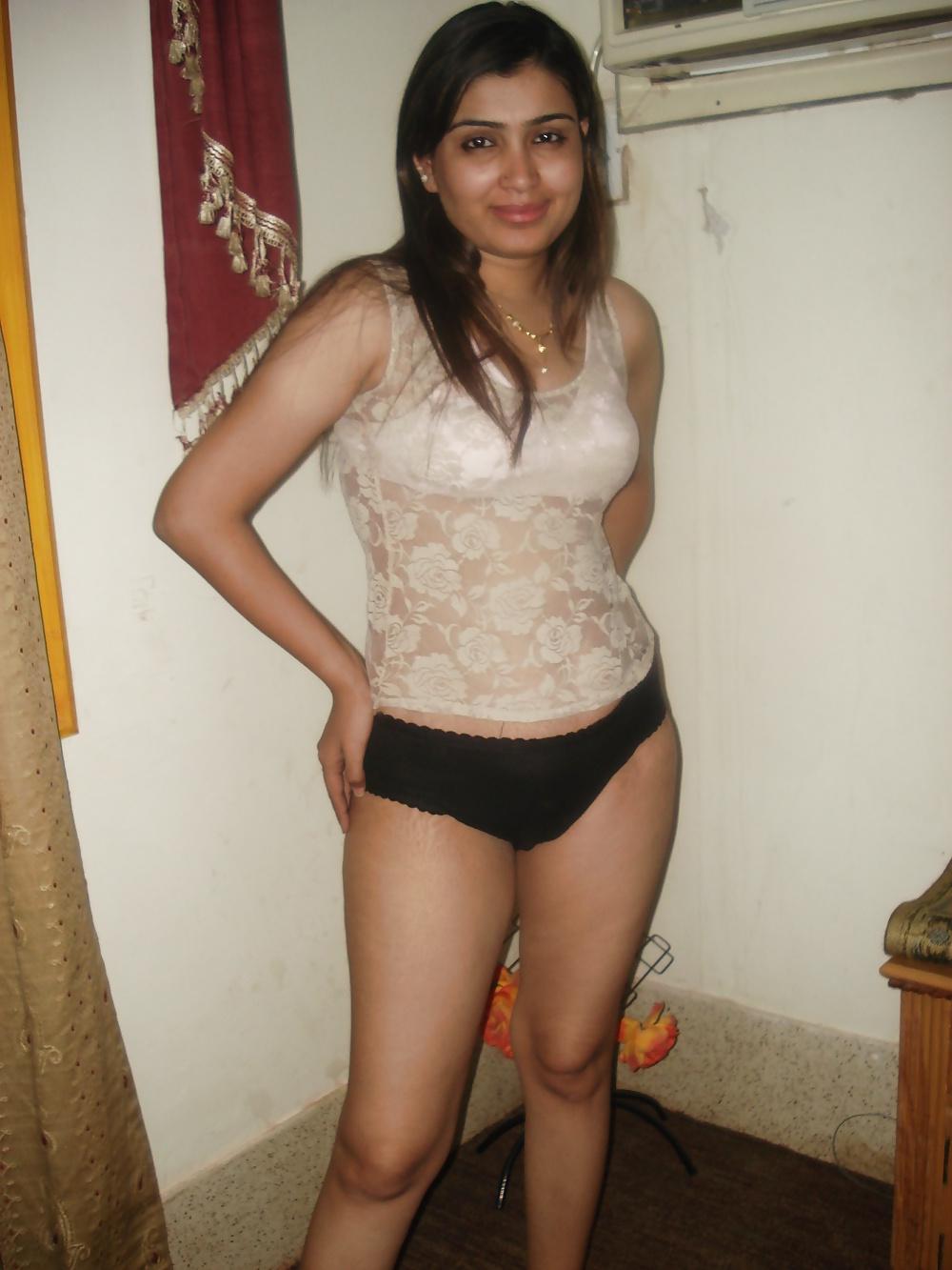 18P Indian teen nude 2456