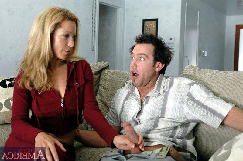16P Busty mature woman Kimmie Morr fucks her son's friend