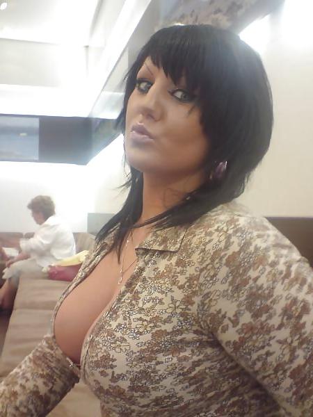 25P Big Tit MILFs Mix  