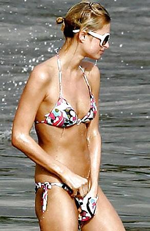 25P Who wins in the best Wedgie contest?