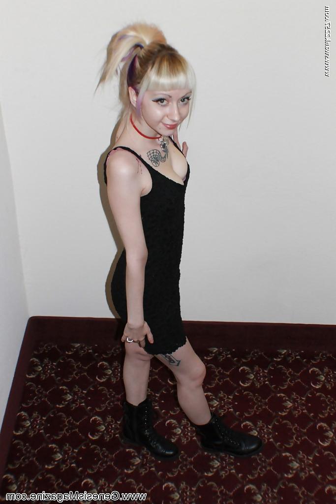 16P Alternative babe Symone posing for non nude pics in boots and black dress