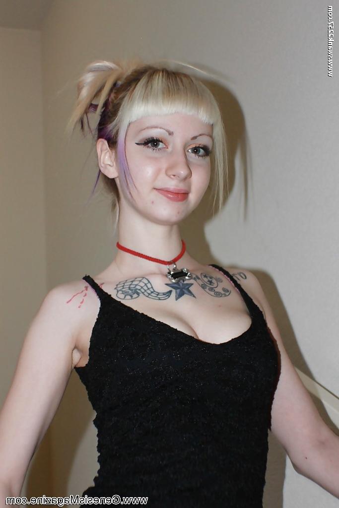 16P Alternative babe Symone posing for non nude pics in boots and black dress