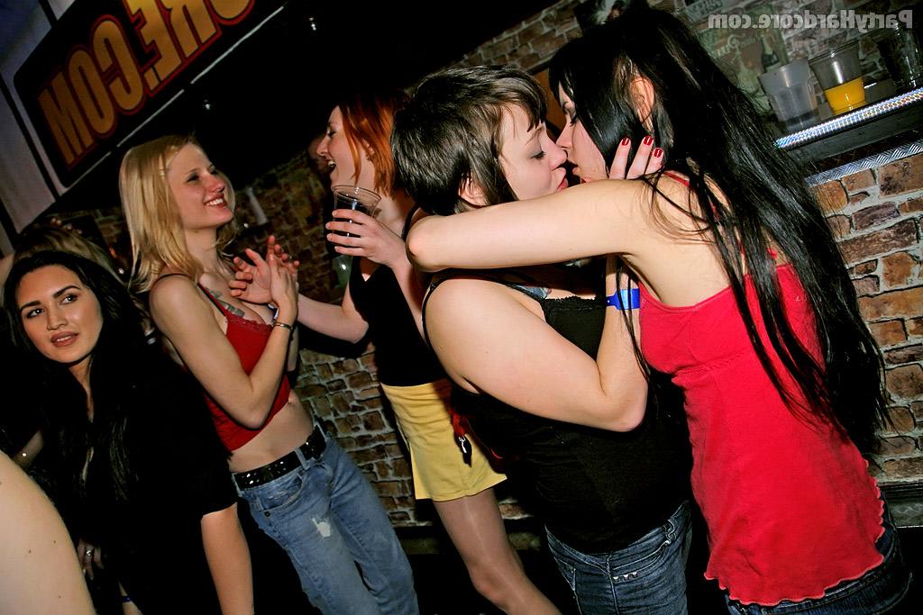16P Lecherous amateurs going wild at the drunk night club party