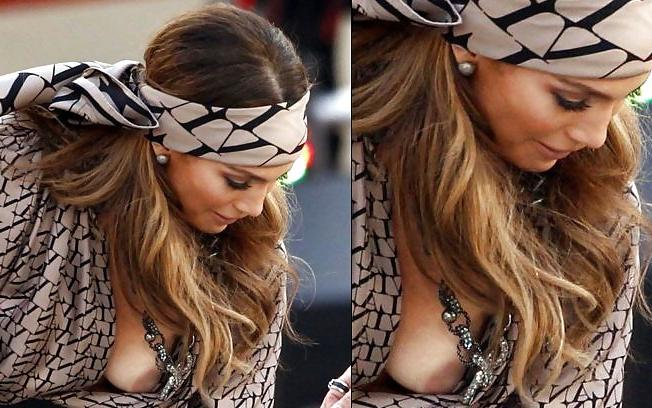 15P Voyeur sexy tits