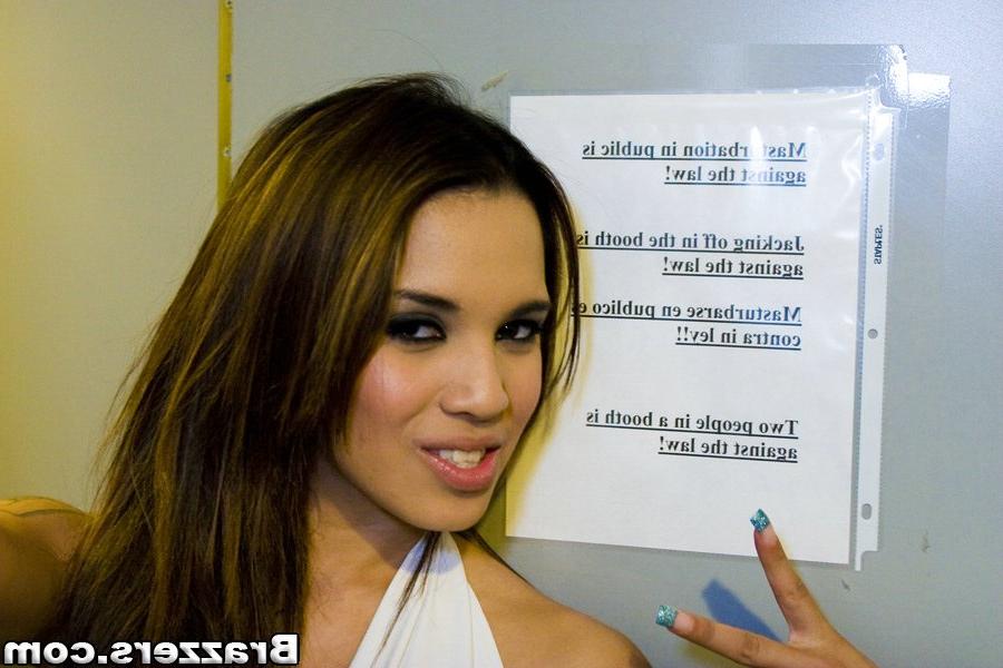 16P Sexy latina pornstar Renae Cruz rides a cock like a crazy slut