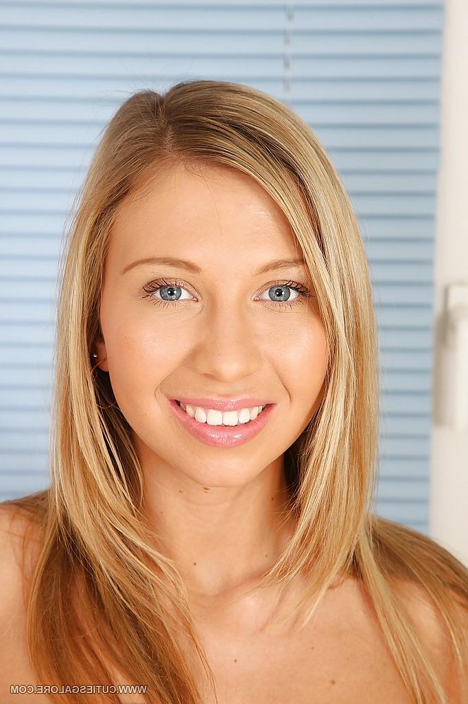 16P Undressing and posing scene by beautiful teen babe named Nastie