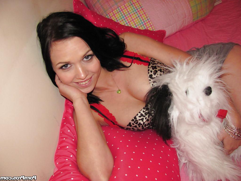 16P Lusty teen babe with big boobs Ally Styles stripping and poses naked