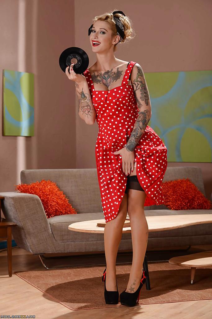 16P Blonde babe Kleio Valentien removes summer dress to expose tattoos