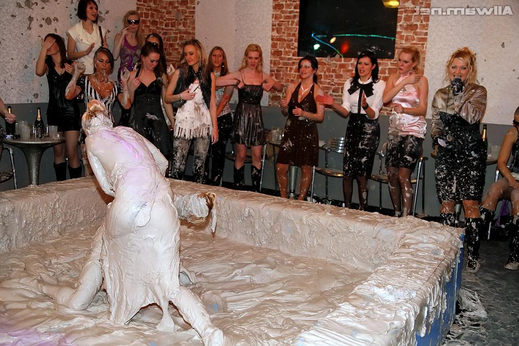16P Kinky fetish fashionistas are into wild and messy catfight