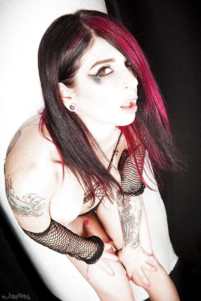 13P Perky tattooed punk princess revealing her tits and inviting pussy