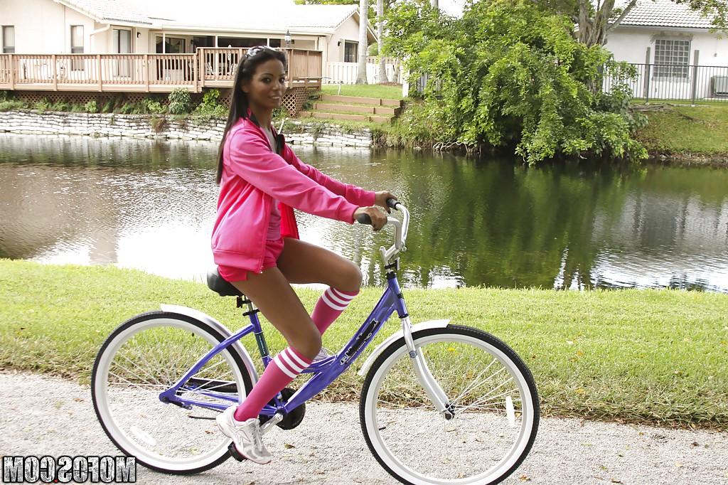 16P Tanned babe in pink socks Adriana Milano flashing her tits and pussy outdoor