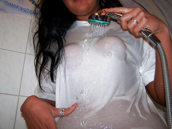25P Extrem tits bondage teeny in shower + waterbondage