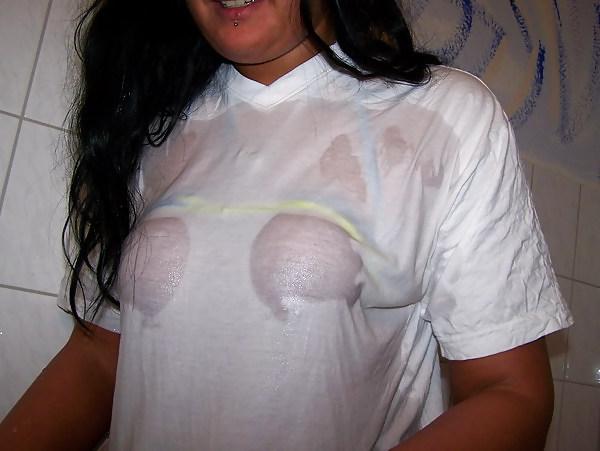 25P Extrem tits bondage teeny in shower + waterbondage
