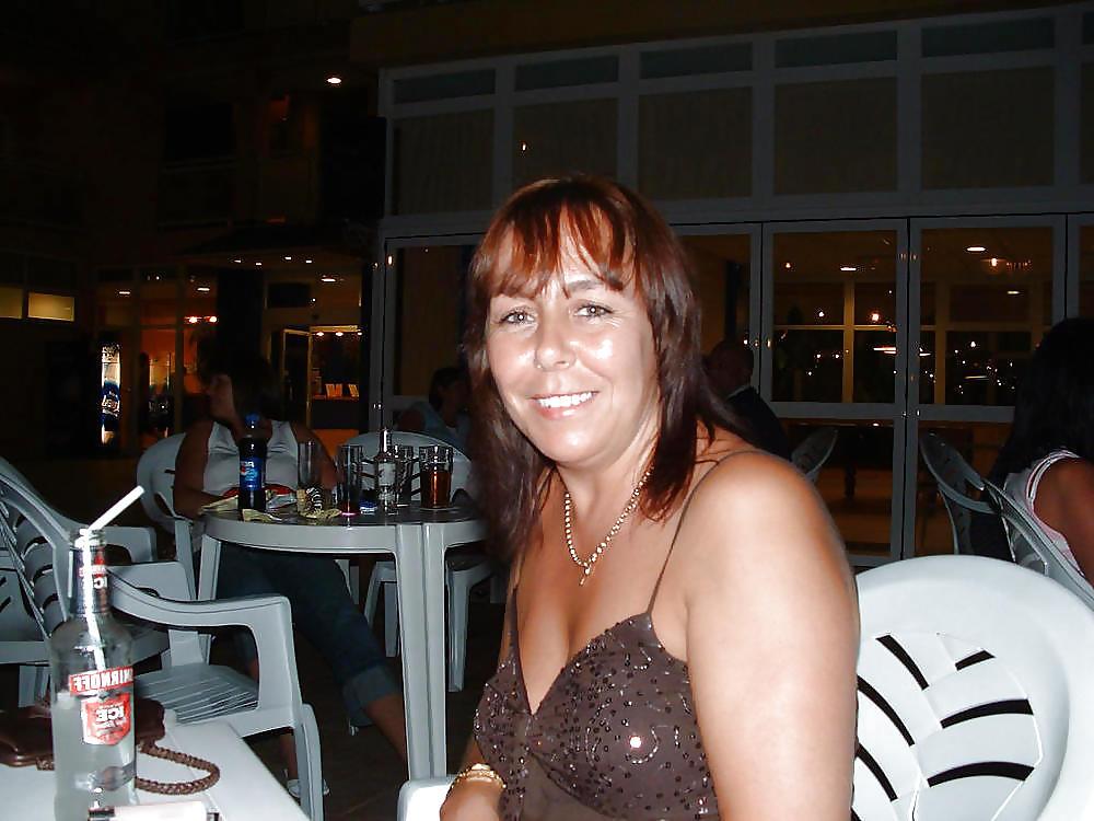 10P Sexy amateur ex milf wife ellen watson