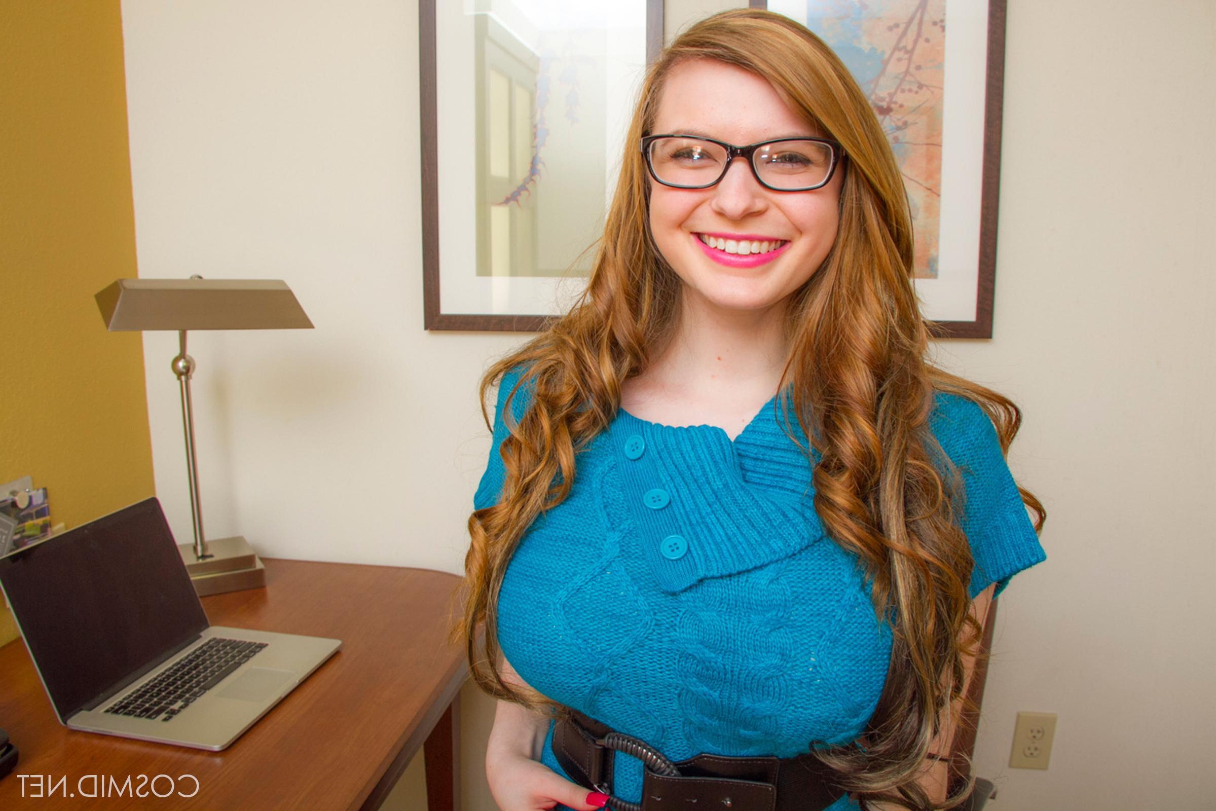 16P Busty coed Amanda Love exposes her massive boobs in the office