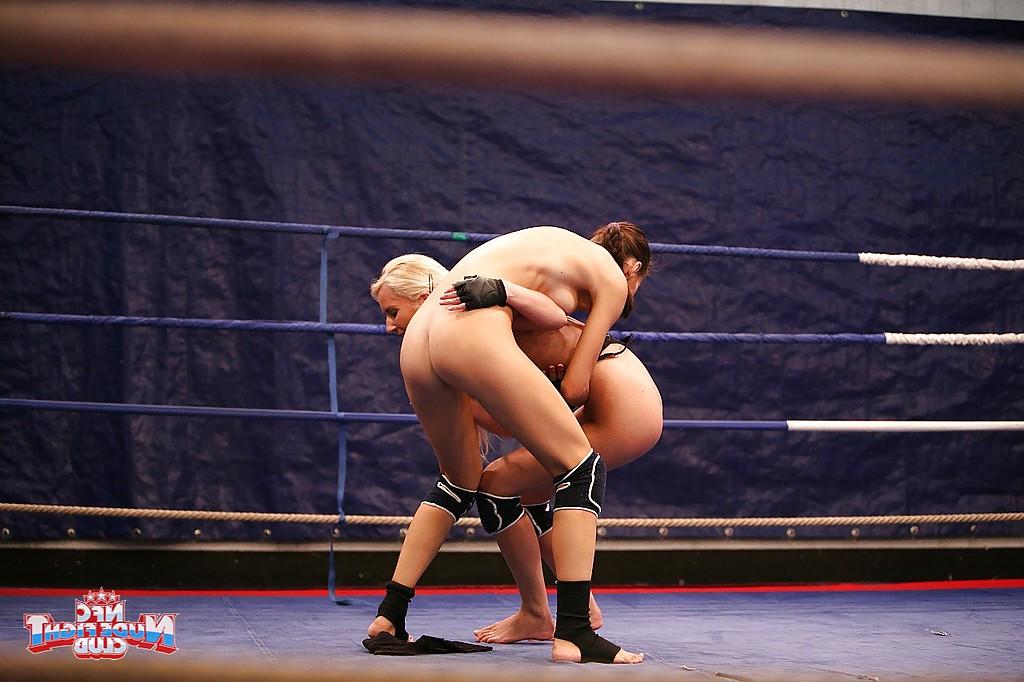 16P Lusty lesbian Blond Cat gets her pussy fisted after a catfight