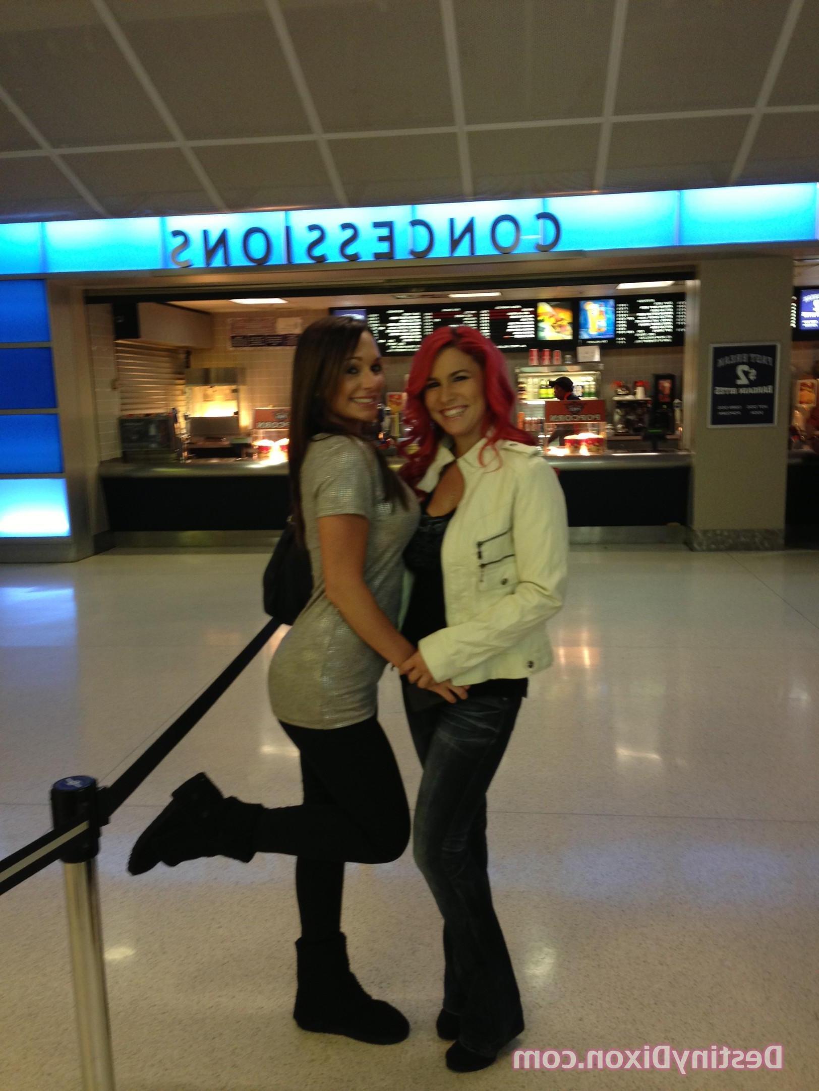 15P Candid pics of Destiny Dixon getting naughty while out and about