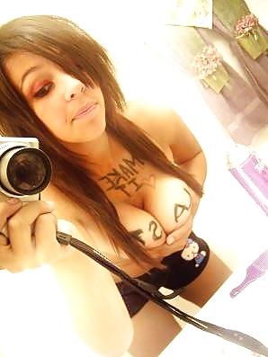 25P Hot Emo-Babes