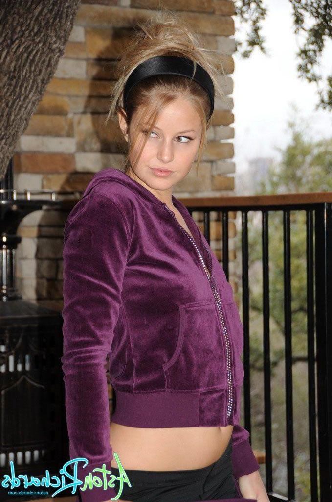 20P Pictures of Aston Richards slipping out of her purple suit