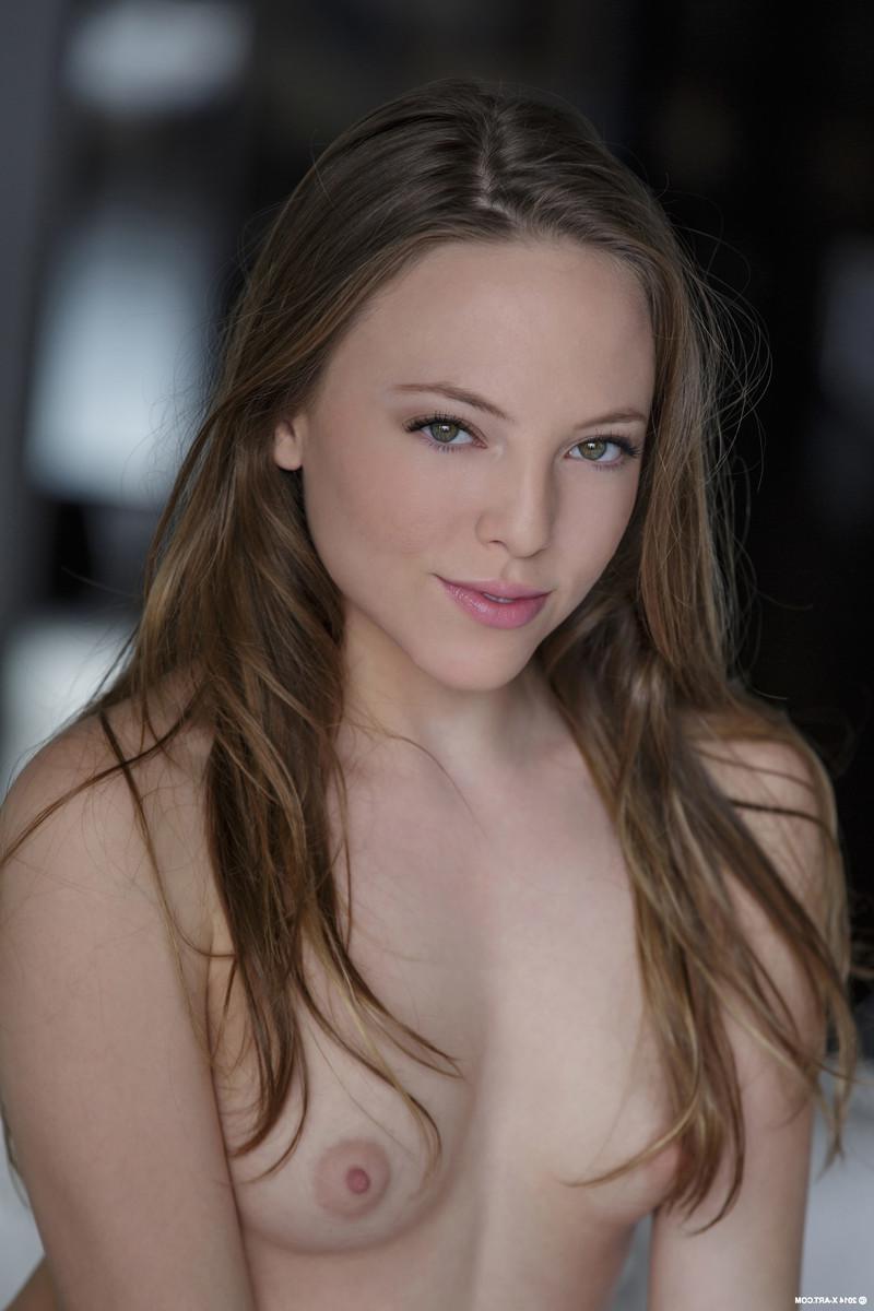 16P 19 year-old coed Aubrey Star masturbates until she's slippery and wet