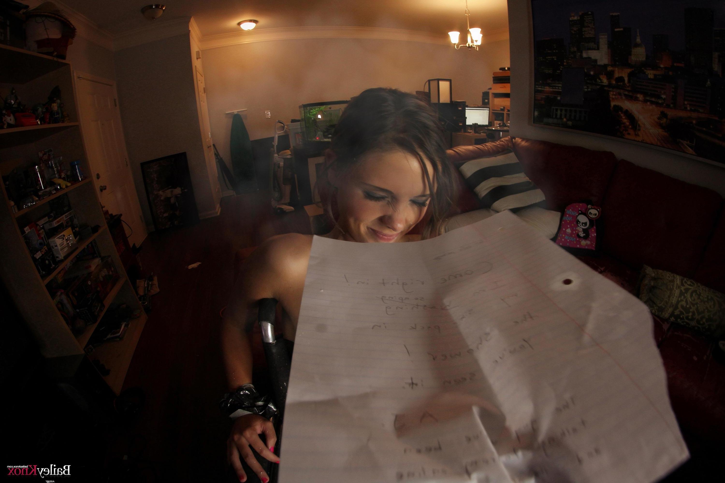 16P Bailey Knox takes masturbating to the next level