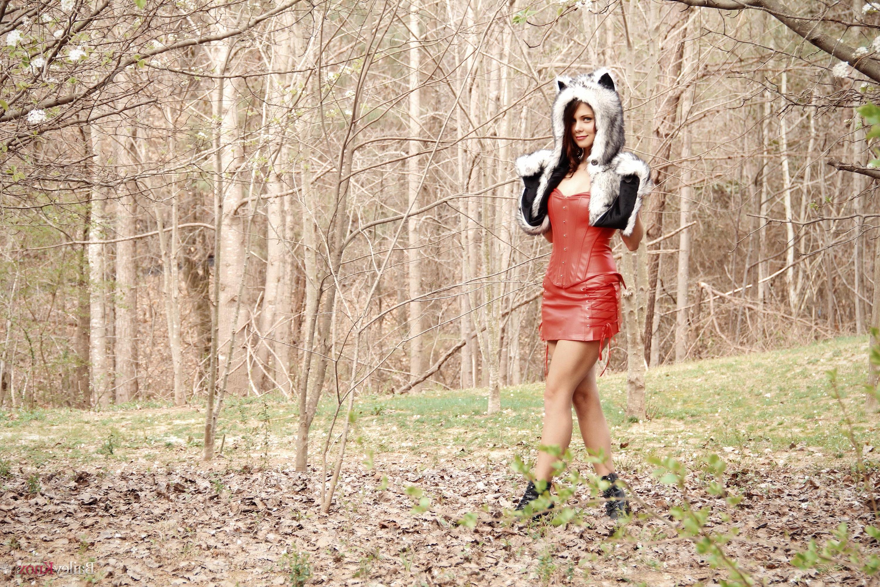 16P Brunette teen Bailey Knox teases outside in Wolf Hunter