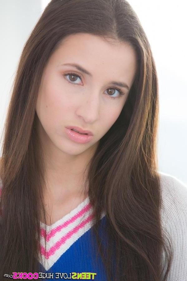 20P Petite girl Belle Knox tries to fit a massive cock inside of her super tight pussy