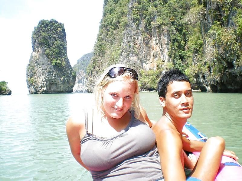 25P The Best Of Busty Teens - Edition 61