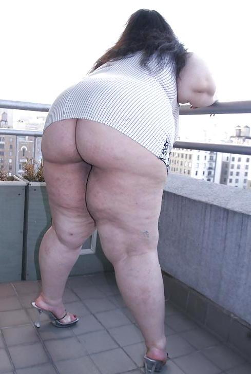 25P Massive Fleshy Buttocks 8
