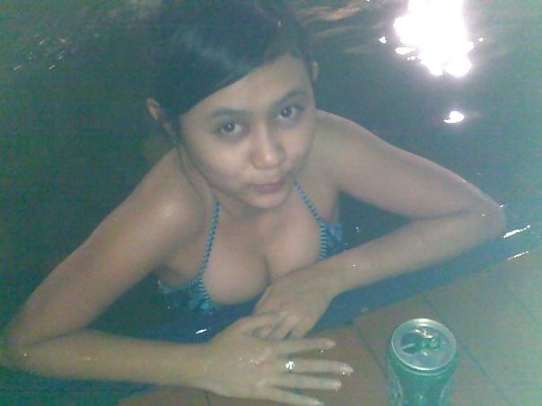 19P Indonesian Teen