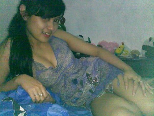 19P Indonesian Teen