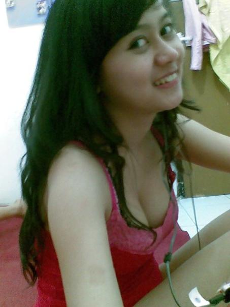 19P Indonesian Teen