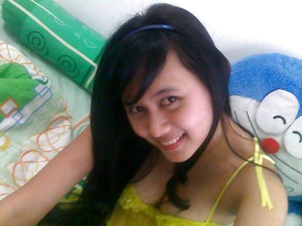 19P Indonesian Teen