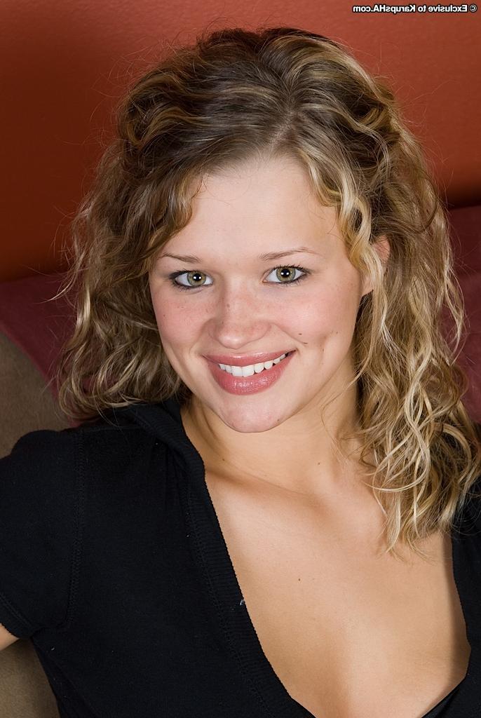 16P Blonde cutie Heather Starlet making nude modelling debut on casting couch