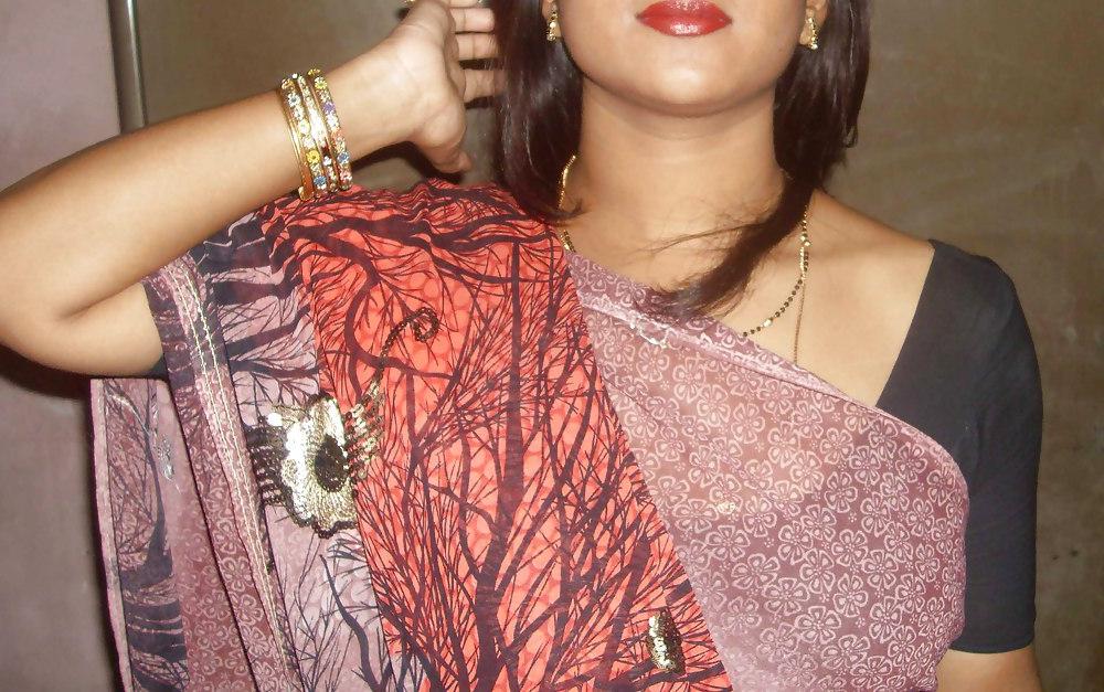 17P Indian saree strip