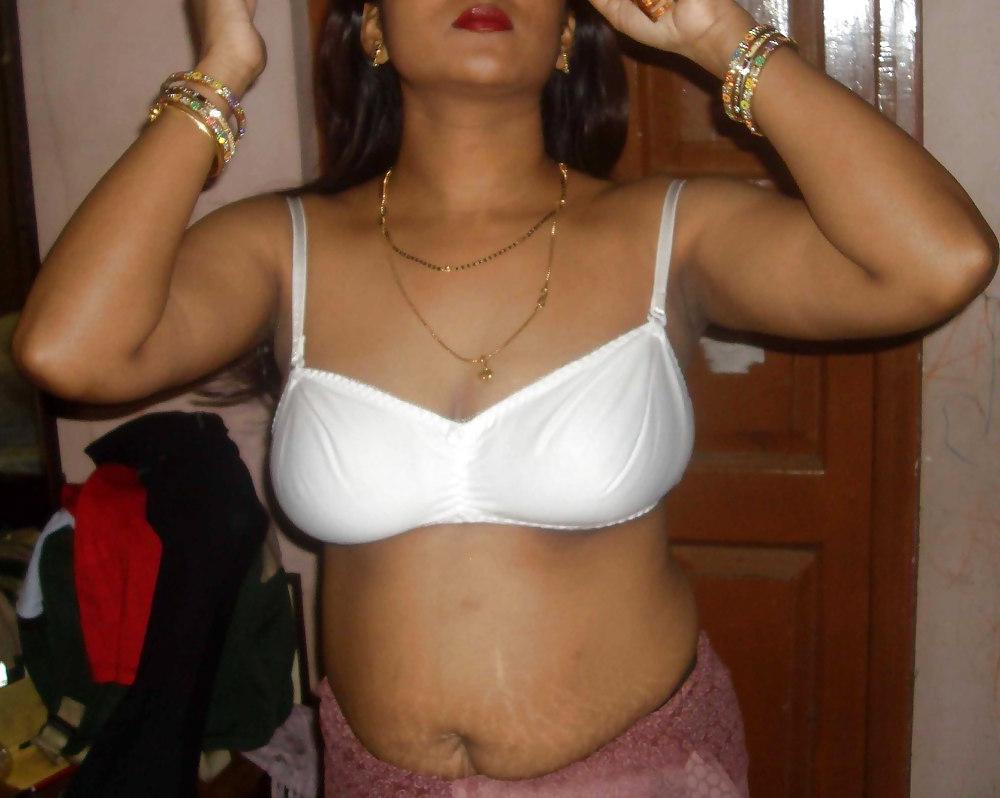 17P Indian saree strip