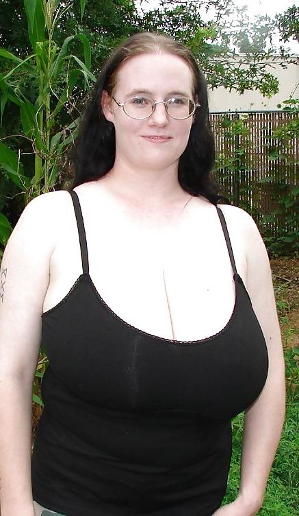 25P Big Juggs & Curves