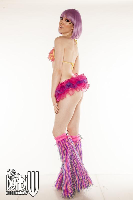 16P Seductive babe Lily Labeau stripping and spreading her long legs