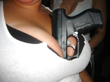25P BIG TITS & GUNS