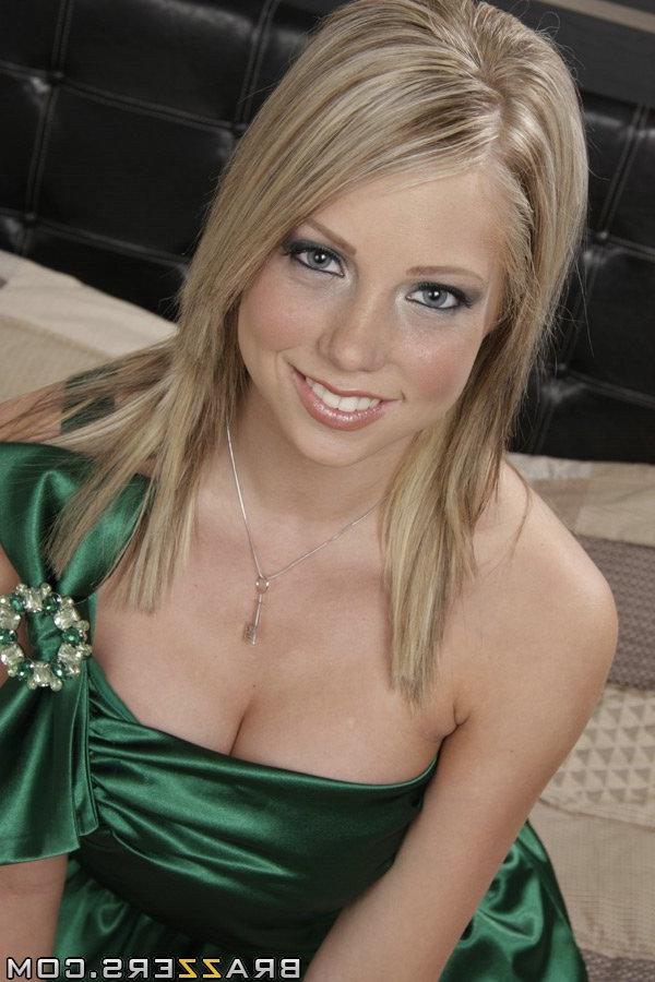 16P Blonde big titted babe Shawna Lenee spreading her hot pussy